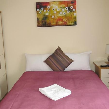 Montrose Guest House Romford Kültér fotó