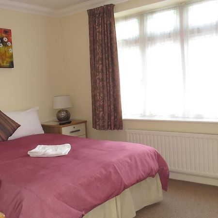 Montrose Guest House Romford Kültér fotó
