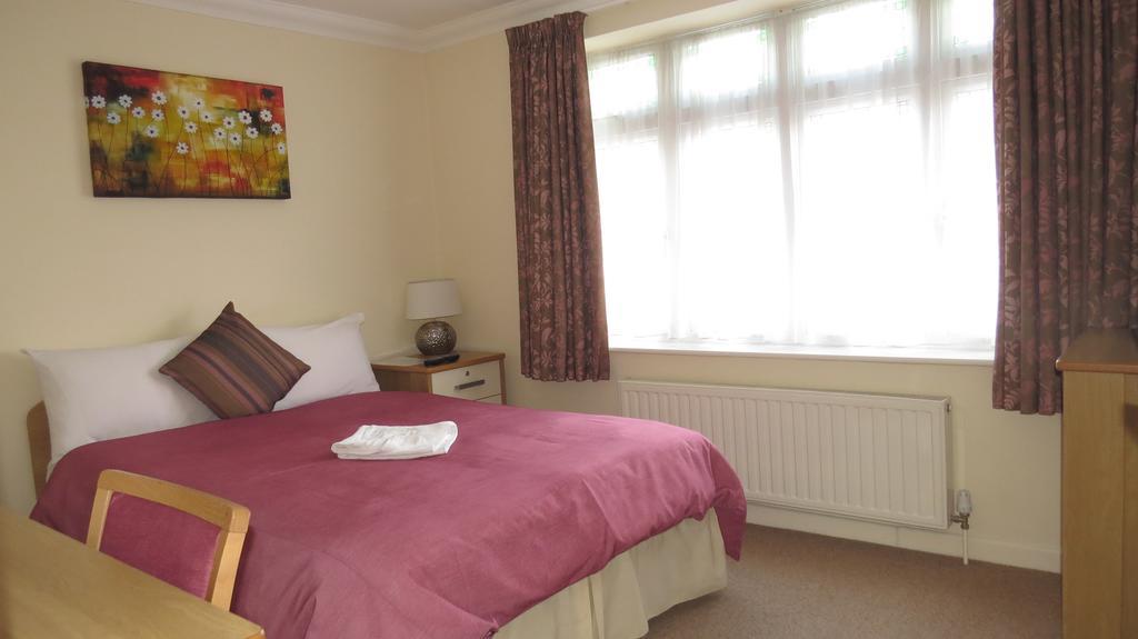 Montrose Guest House Romford Kültér fotó