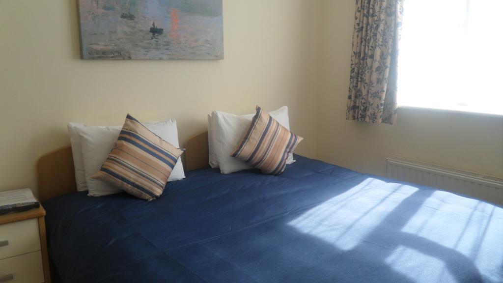 Montrose Guest House Romford Kültér fotó