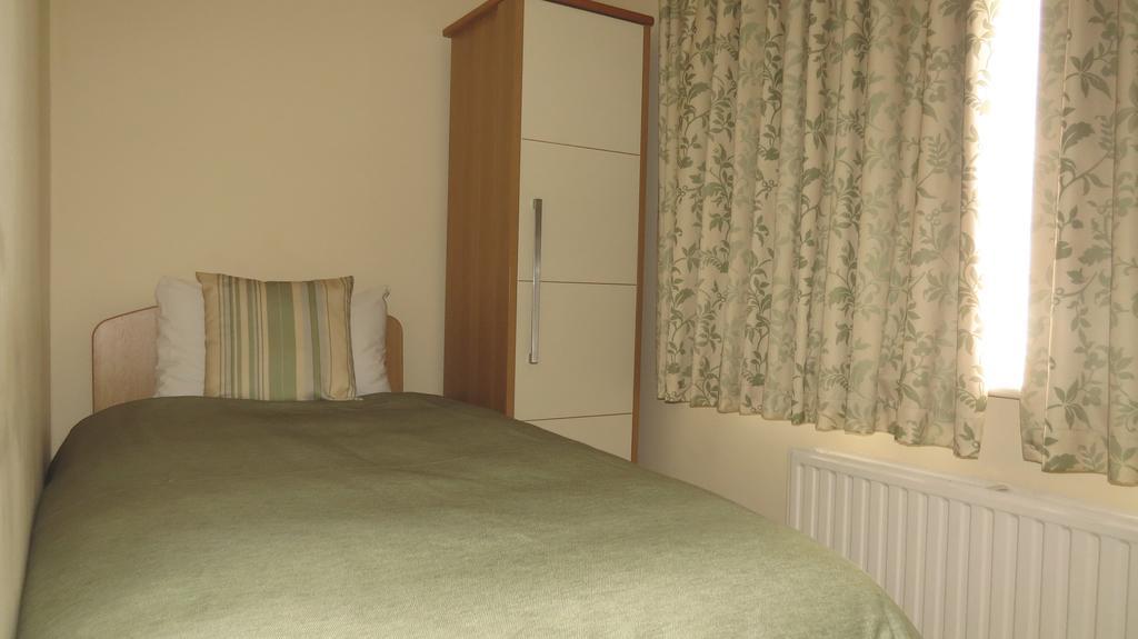 Montrose Guest House Romford Kültér fotó